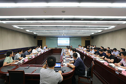 圖為專題會(huì)現(xiàn)場 圖為專題會(huì)現(xiàn)場